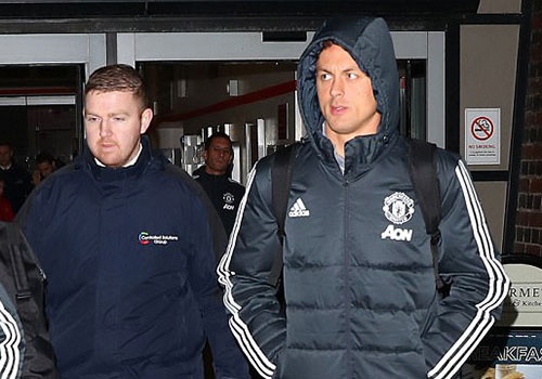 Dan sao MU tro ve trong dem sau chien thang truoc Arsenal hinh anh