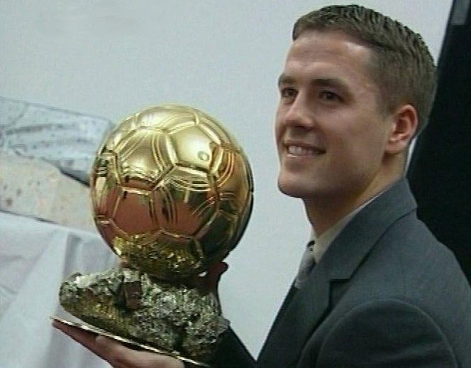 Nhung dieu thu vi ve Qua bong vang anh 2