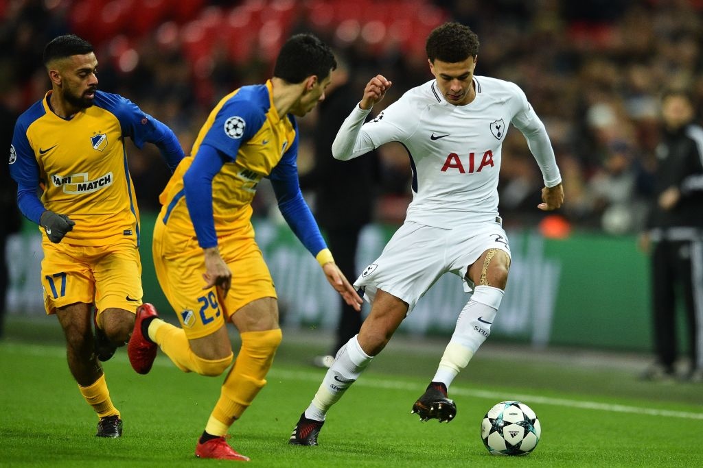 Tottenham bat bai,  xep tren Real anh 9