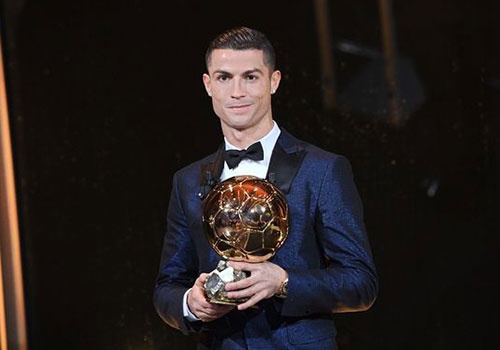 Ronaldo: ‘Toi hay nhat lich su bong da, khong ai toan dien hon toi’ hinh anh
