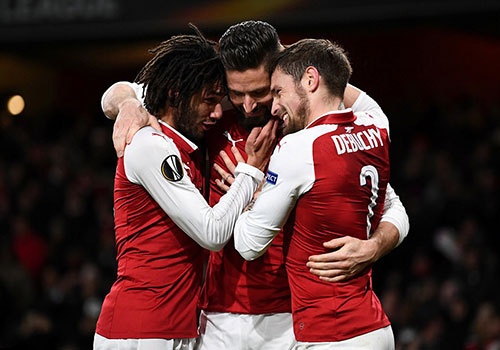 Arsenal thang 6-0 trong tran khan gia den Emirates thap ky luc hinh anh