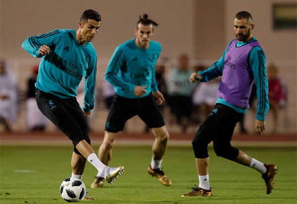 Ronaldo vui khi đá cùng Bale và Benzema ảnh 1 Ronaldo vui khi da cung Bale va Benzema anh 1