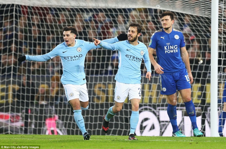 Man City vao ban ket League Cup anh 5