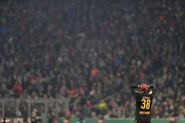Bayern đánh bại Dortmund 2-1 ảnh 9 Bayern danh bai Dortmund 2-1 anh 9