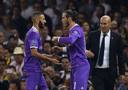 Nhung cau thu Real co phong do te trong nam 2017 hinh anh