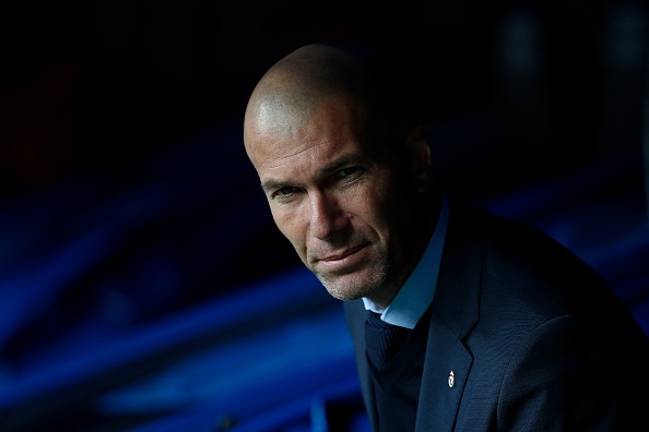 Nhieu huan luyen vien Real mat viec sau that bai o El Clasico hinh anh