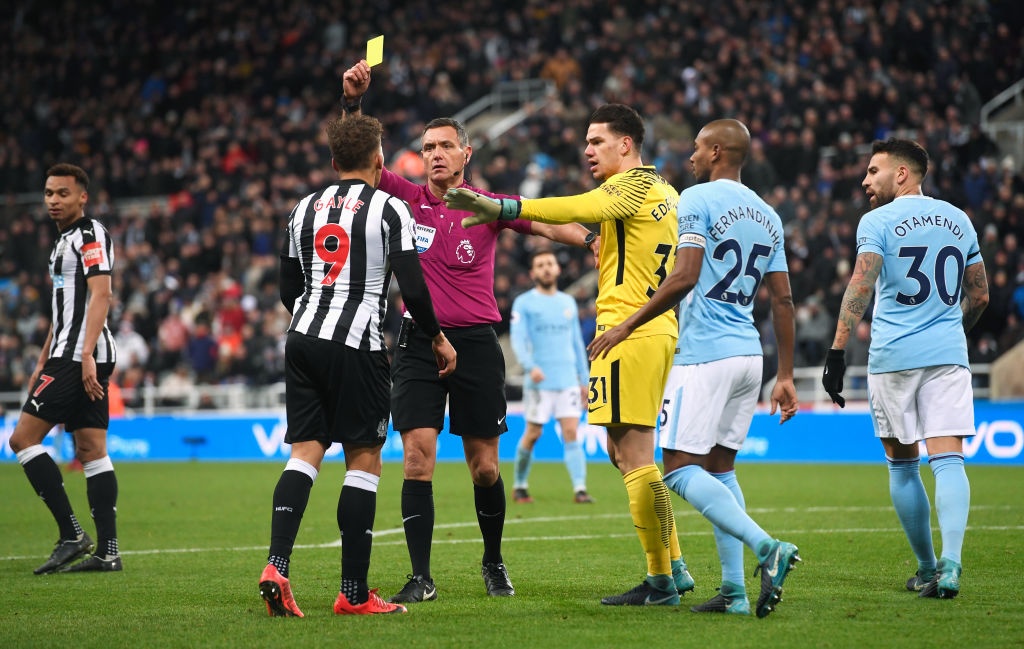 Man City thang tran thu 18 lien tiep anh 7