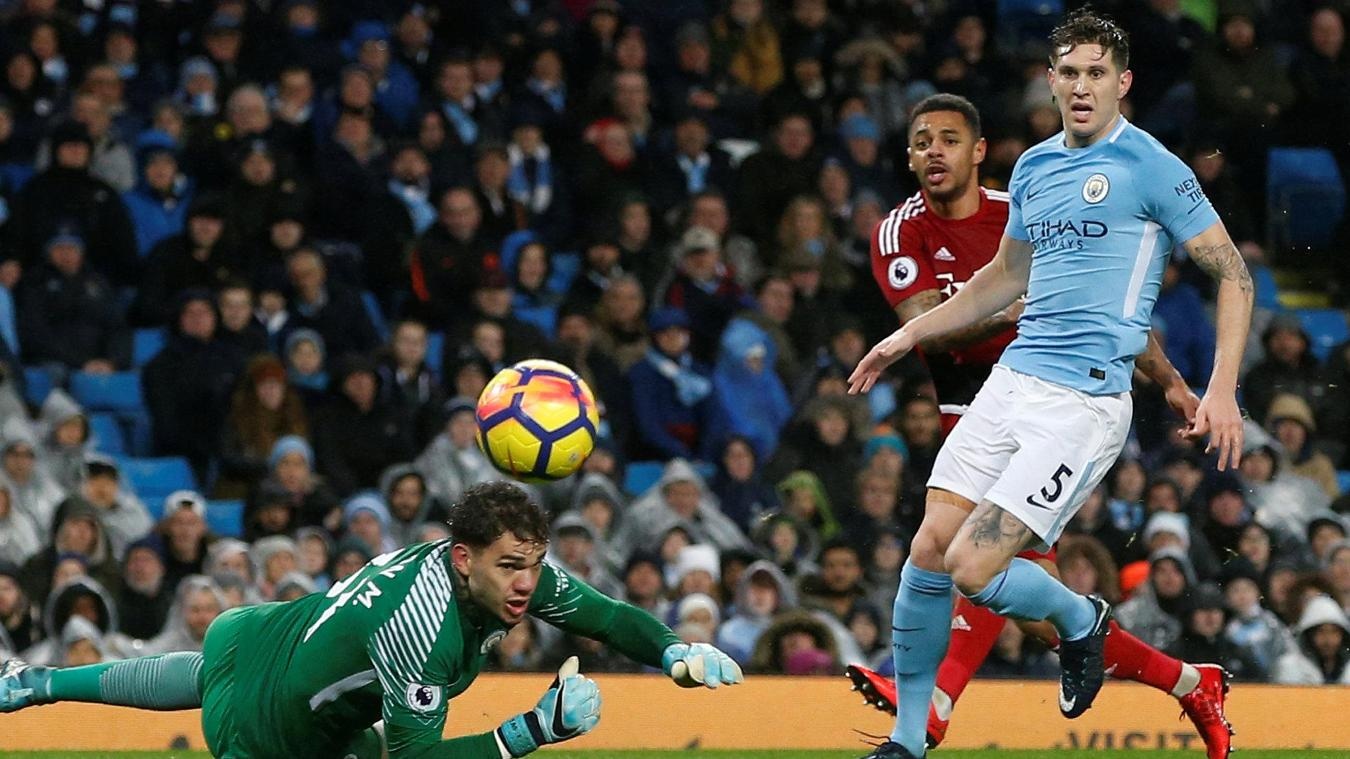 Sterling ghi ban nhanh nhat mua nay anh 11