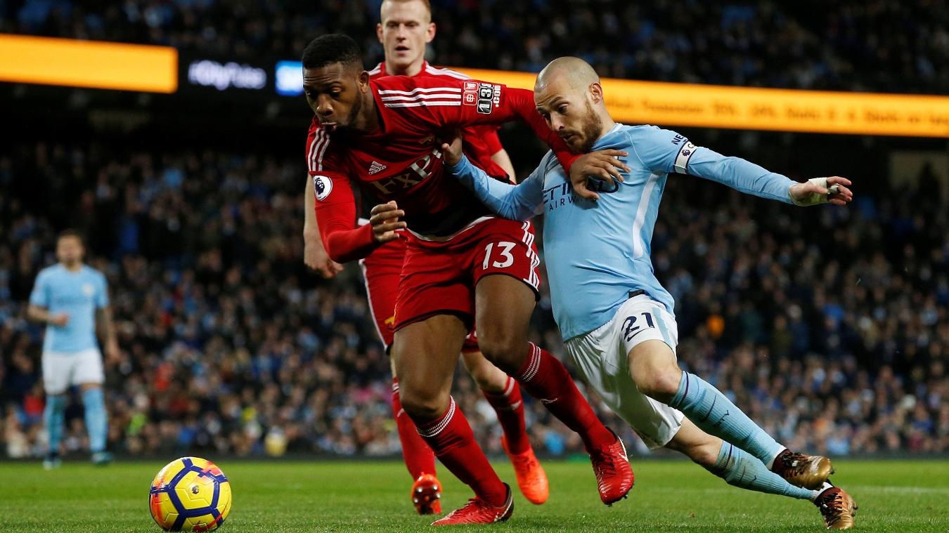 Sterling ghi ban nhanh nhat mua nay anh 12