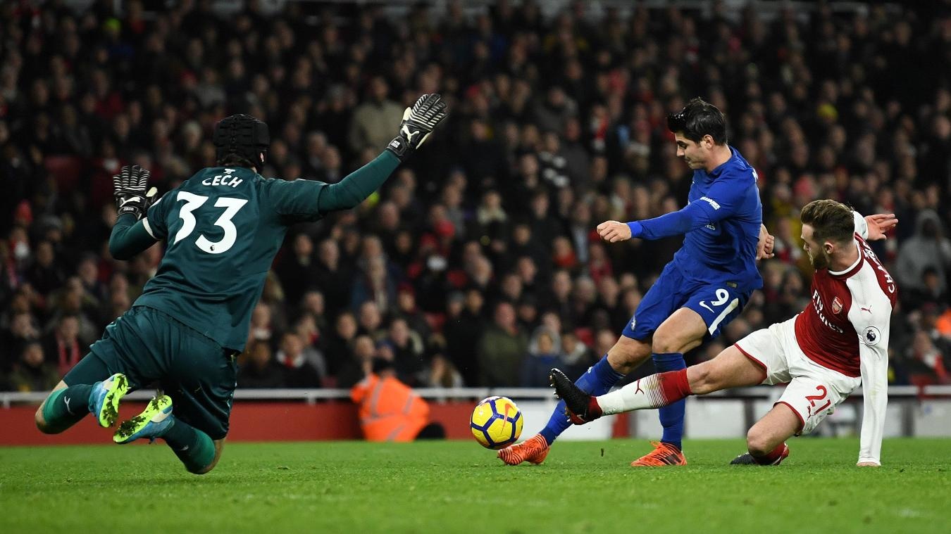 Arsenal hoa kich tinh Chelsea anh 10