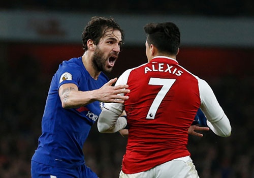 Bellerin ghi ban phut 90+2, Arsenal hoa kich tinh Chelsea hinh anh