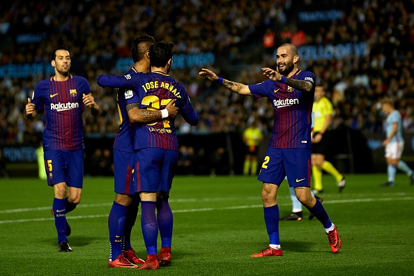 Barca bi cam hoa ngay tran dau nam anh 3