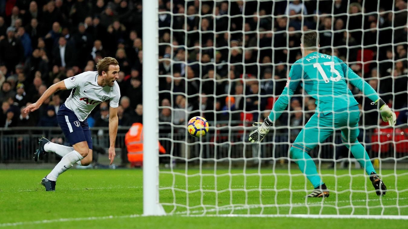 Ngoi sao Han Quoc giup Tottenham thoat thua anh 4