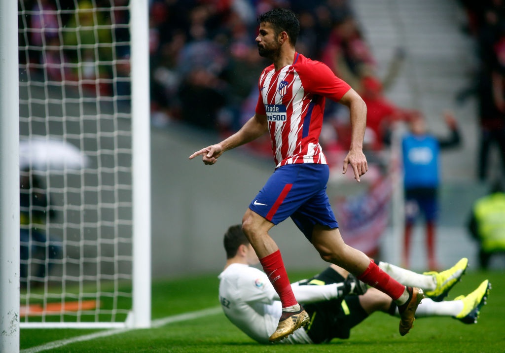 Costa ghi ban va nhan the do anh 10