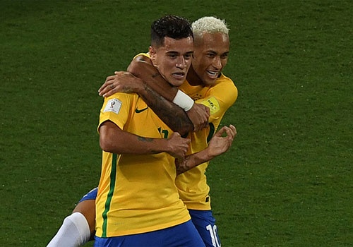 Neymar chuc mung Coutinho, cuoc dua La Liga co the khep lai hinh anh