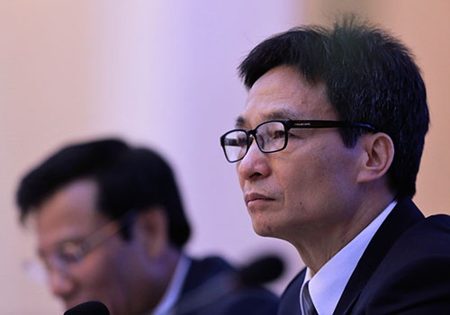 'Co dong vien khong den san vi bong da chua sach' hinh anh