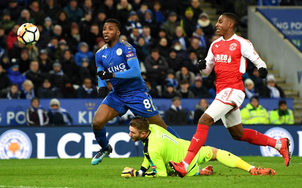 ban thang dau tien su dung VAR anh 2