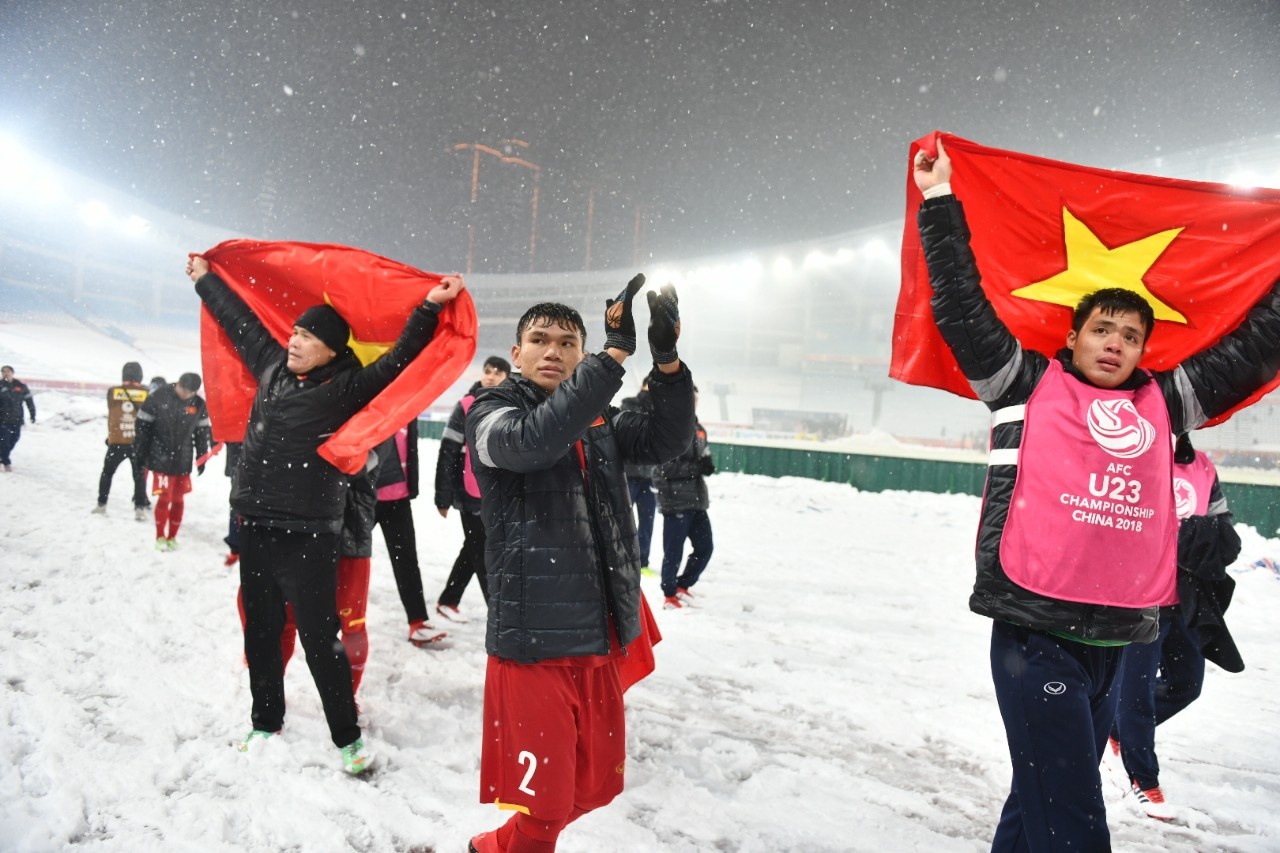 BLV Quang Huy: 'Khong the doi hoi hon o U23 Viet Nam' hinh anh