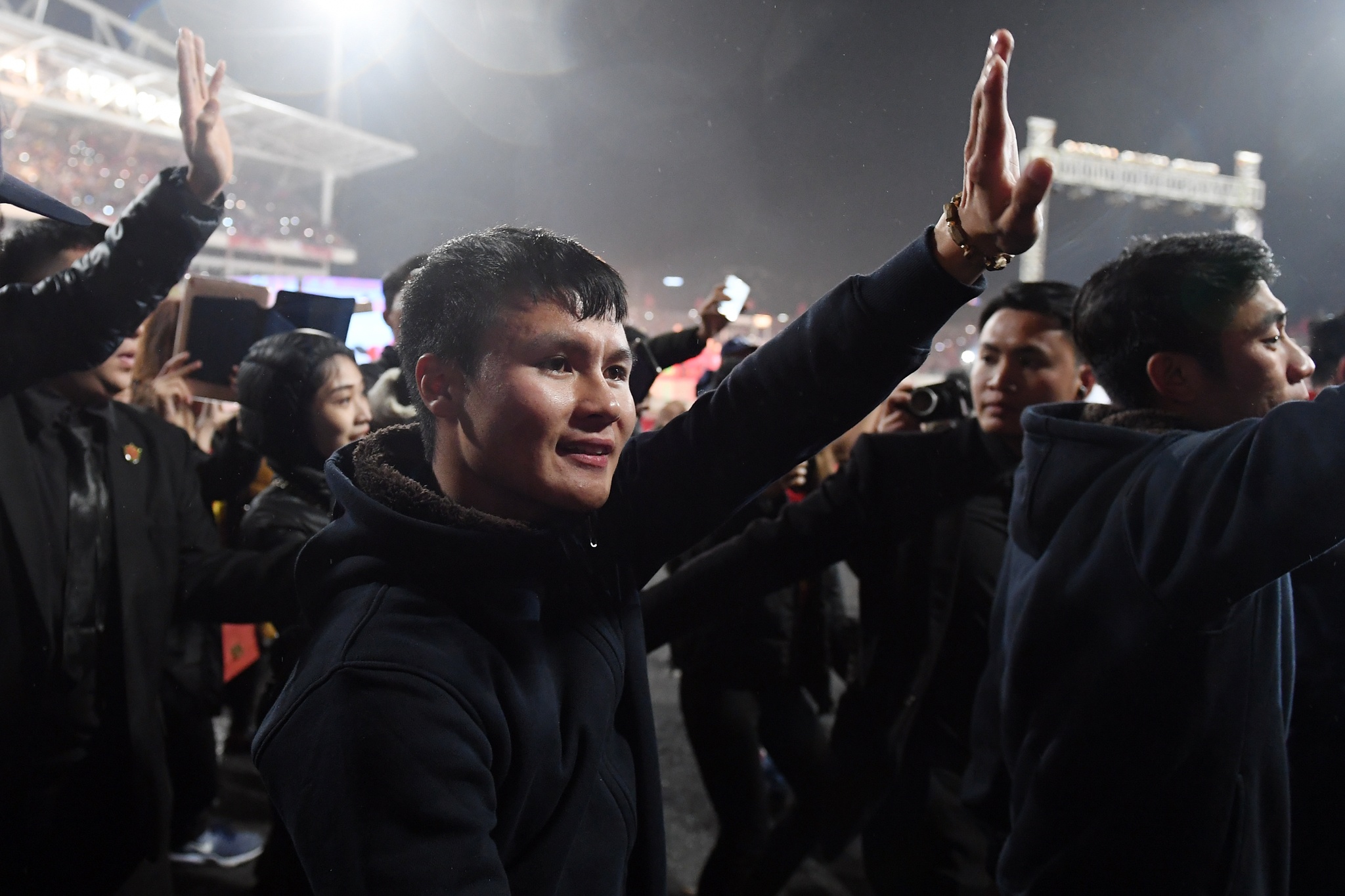 U23 VN am ap trong vong tay nguoi ham mo anh 7