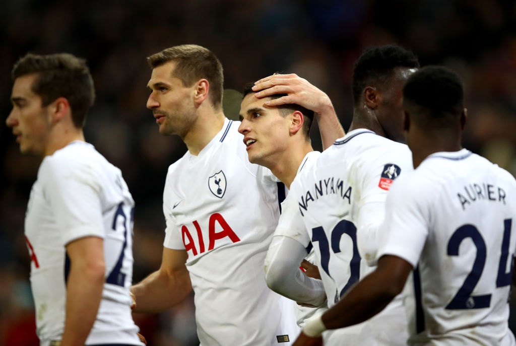 Tottenham vao vong 1/8 cup FA anh 8