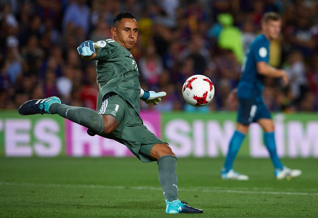 Neymar va Ronaldo vao doi hinh ket hop anh 1