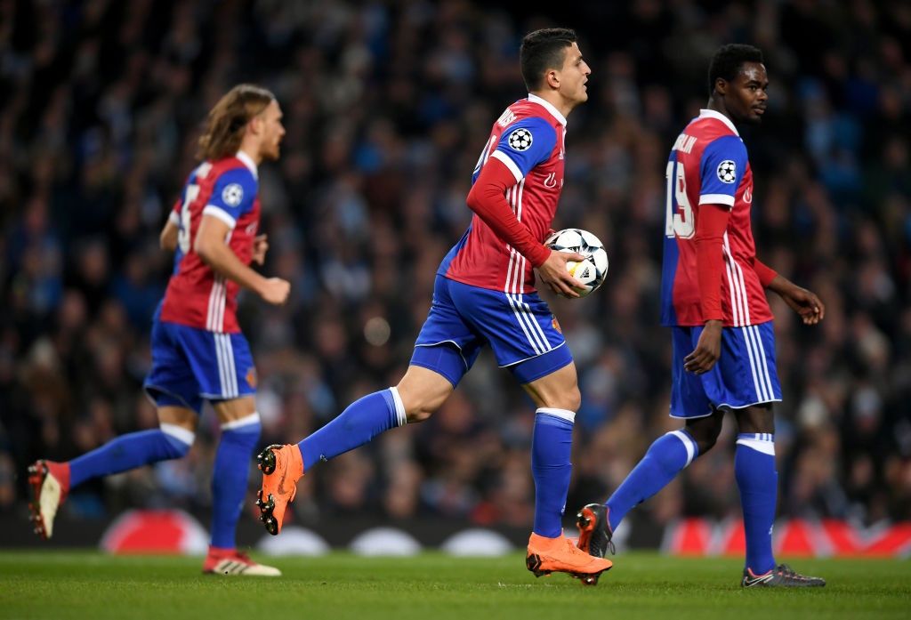 Man City thua 1-2 tren san nha anh 5