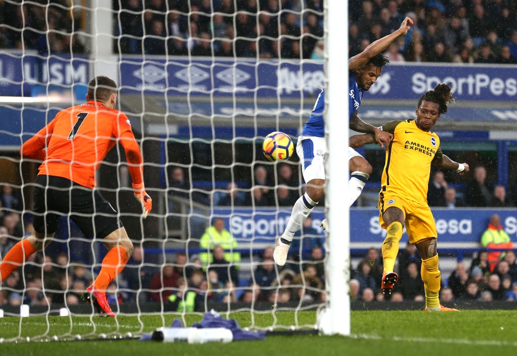 Rooney sut hong penalty lan thu ba anh 5