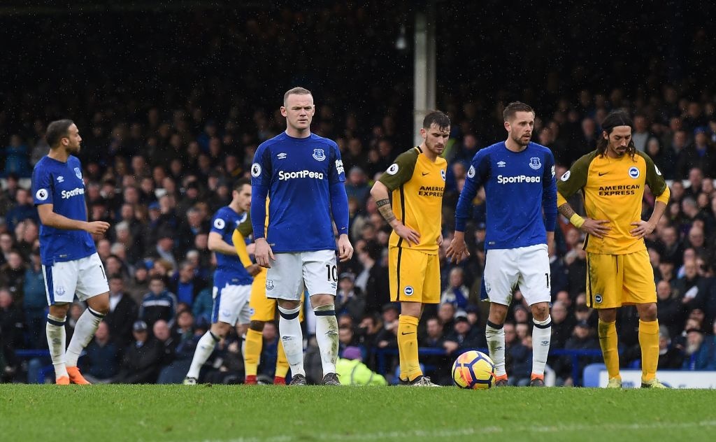 Rooney sut hong penalty lan thu ba anh 1