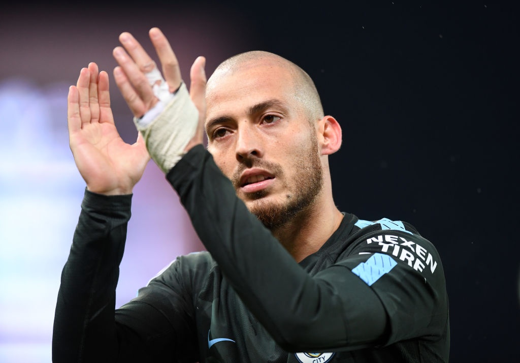 Man City duy tri cach biet 16 diem voi MU anh 3