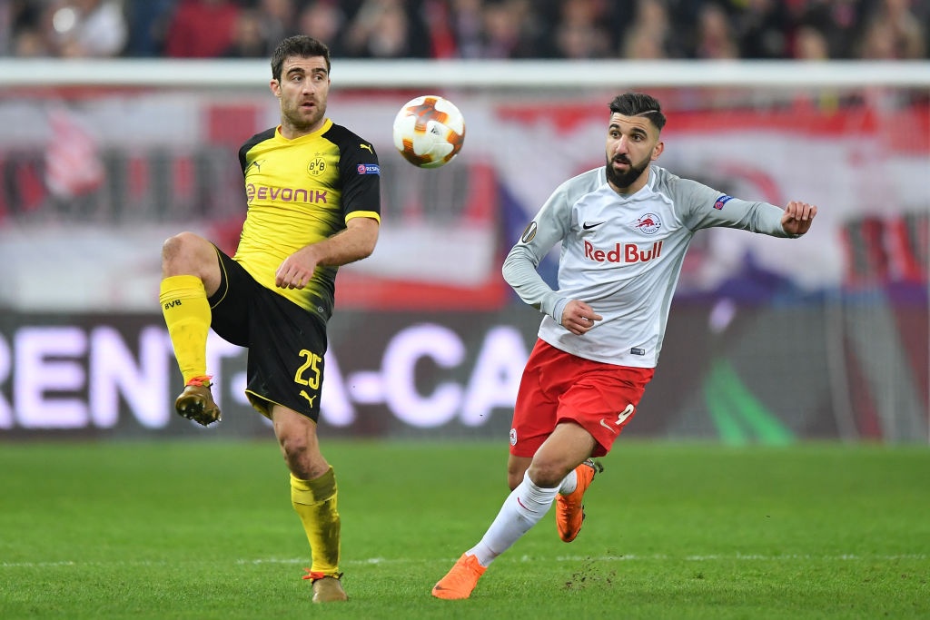 Dortmund bi loai khoi Europa League anh 1