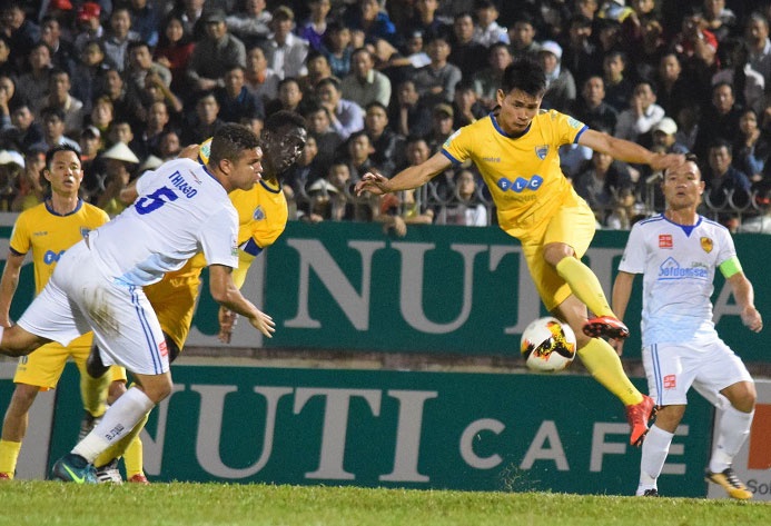 CLB Thanh Hóa đừng mơ vô địch nếu đá thế này ảnh 1 CLB Thanh Hoa dung mo vo dich neu da the nay anh 1