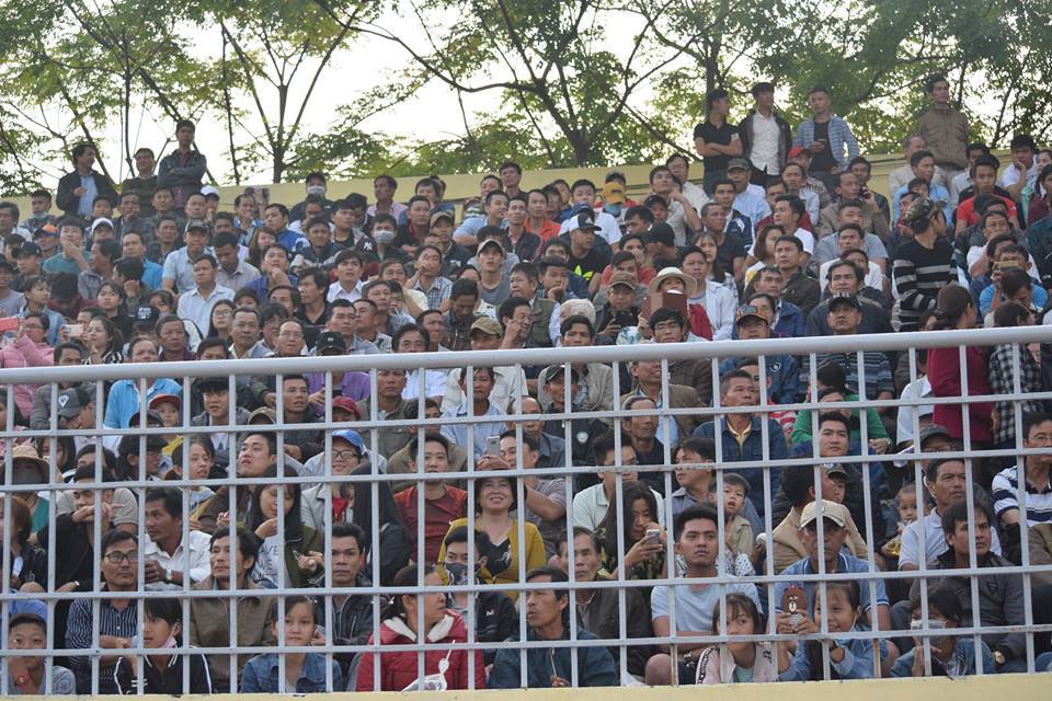 Tiến Dũng bắt hay mà không xem thì uổng quá ảnh 1 Tien Dung bat hay ma khong xem thi uong qua anh 1