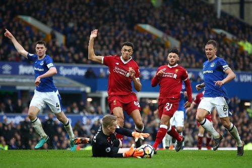 Tran Everton vs Liverpool anh 1