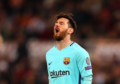 Thua AS Roma 0-3, Barca dung buoc o Champions League hinh anh