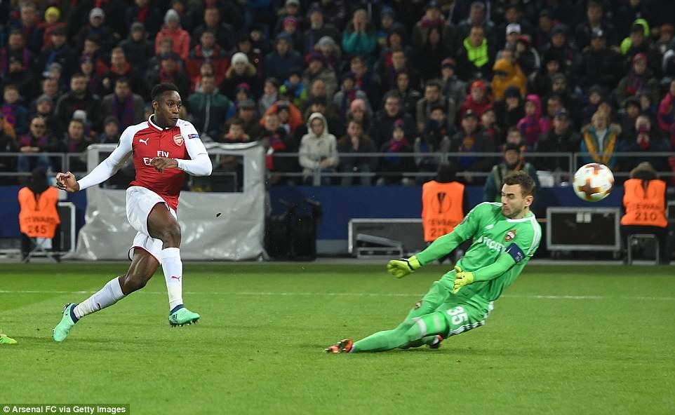 Arsenal vao ban ket Europa League anh 9