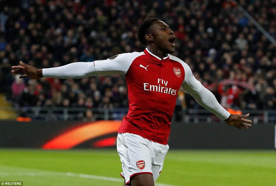 Arsenal vao ban ket Europa League anh 10