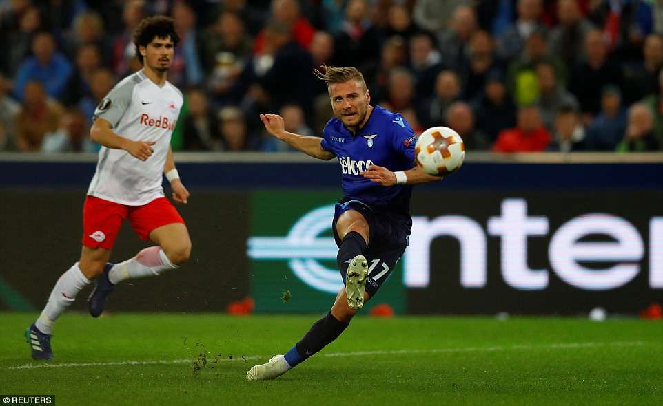 Man nguoc dong kho tin cua doi bong Ao anh 4