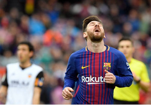 Barca vs Valencia (2-1): Vuot qua cu soc Champions League hinh anh