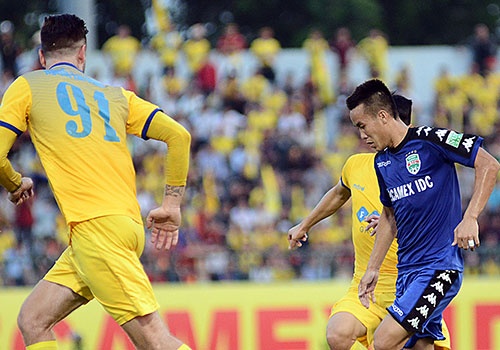 CLB Binh Duong 3-3 CLB Thanh Hoa: Con mua ban thang hinh anh