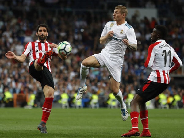 Ronaldo tuc gian anh 3