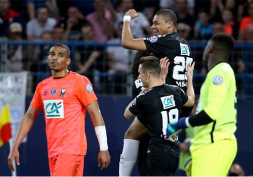 Mbappe lap cu dup dua PSG vao chung ket cup quoc gia Phap hinh anh