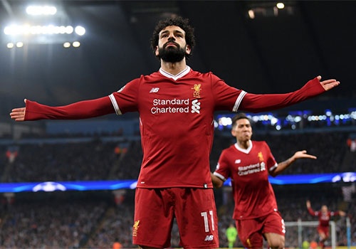 Chẳng có gì xấu hổ khi quỳ gối trước vị thần ảnh 1 Chang co gi xau ho khi quy goi truoc vi than anh 1