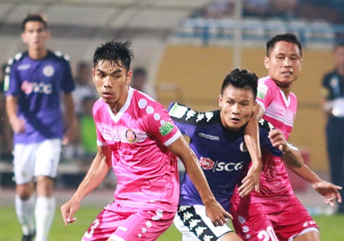 CLB Sai Gon dung 'doi hinh B' truoc doi Ha Noi hinh anh