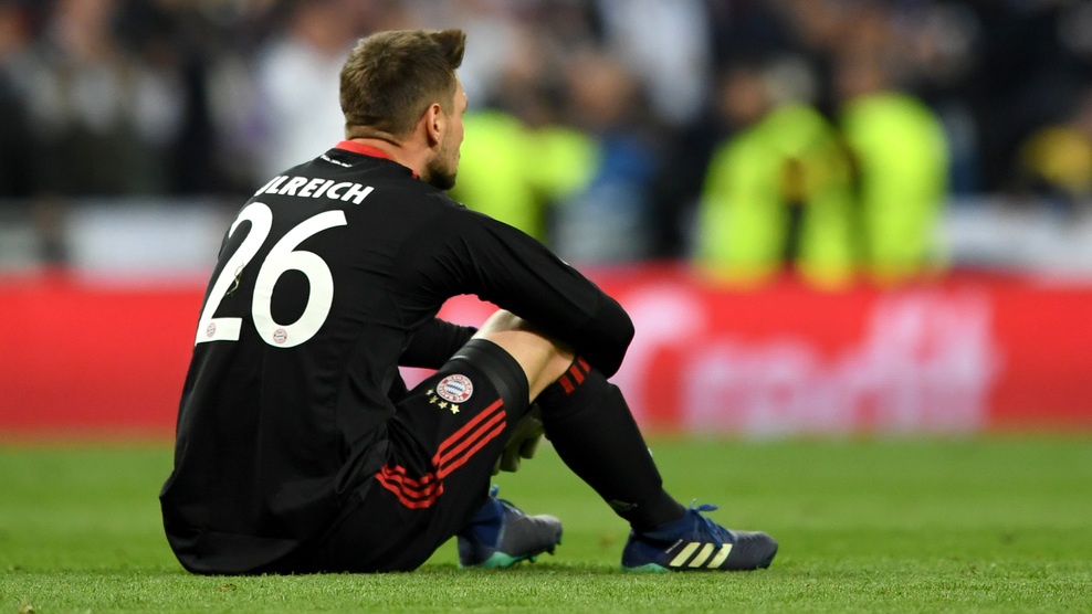 Cau thu Bayern om dau that vong anh 3