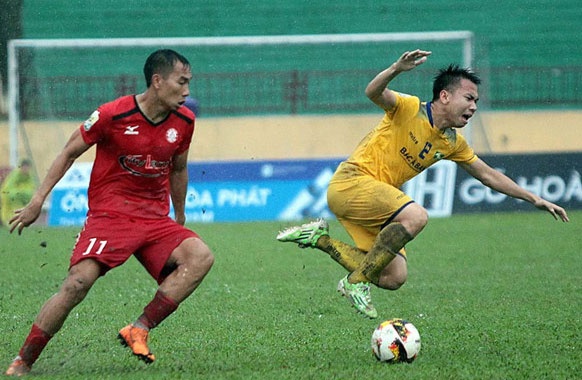 Hoc tro cua Miura thi dau ky luat anh 1