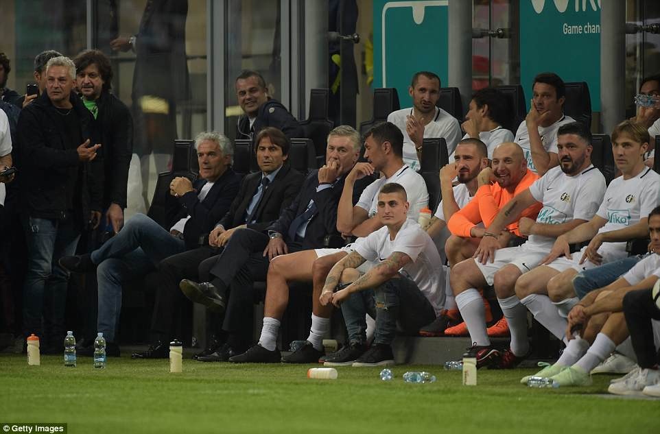 Dàn huyền thoại dự trận tri ân Pirlo ảnh 10 Dan huyen thoai du tran tri an Pirlo anh 10