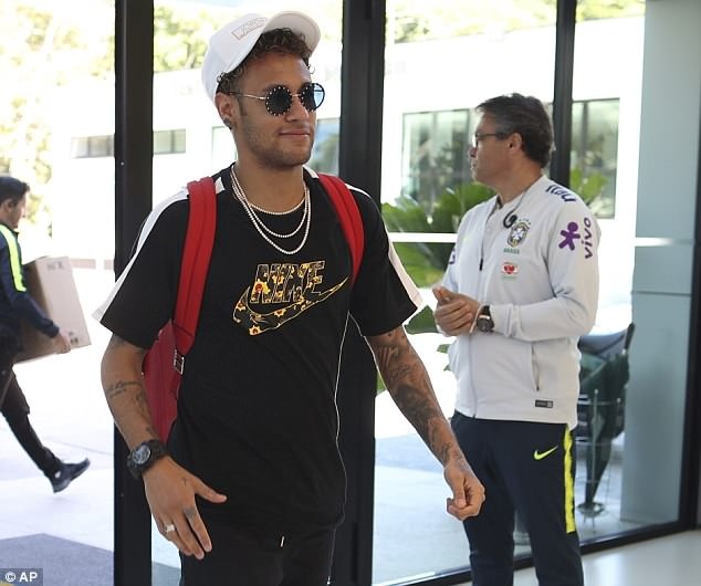 Neymar khiến ĐT Brazil lo lắng ảnh 1 Neymar khien DT Brazil lo lang anh 1