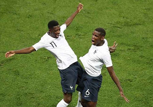 Pogba bi CDV cuoi che gieu trong tran Phap thang Italy 3-1 hinh anh