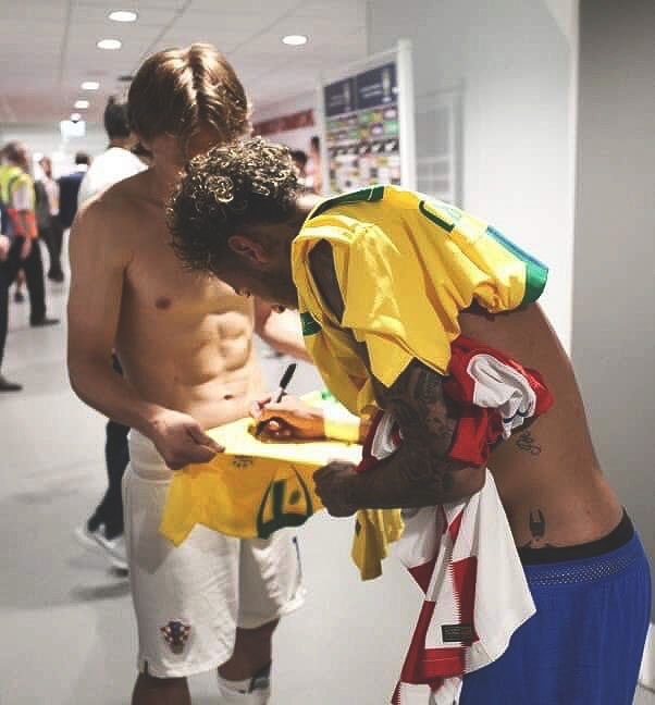 Modric rủ rê Neymar đến Real ảnh 1 Modric ru re Neymar den Real anh 1