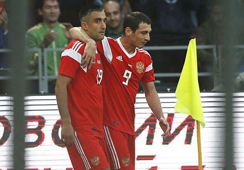 Chu nha World Cup thi dau rat te khi khong thang trong 8 thang qua hinh anh